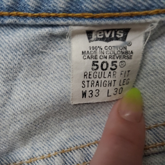 Levi's shorts - Picture 3 of 3